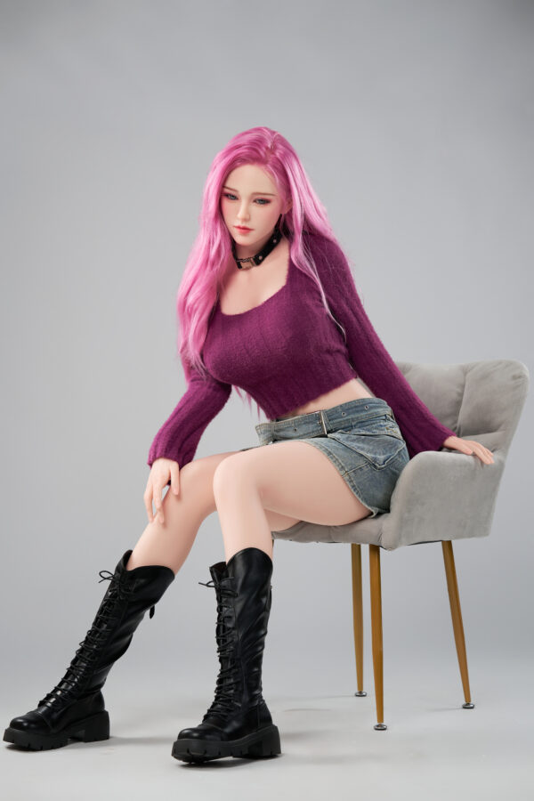 Generous inventory silicone dolls