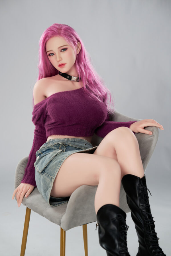 Generous inventory silicone dolls