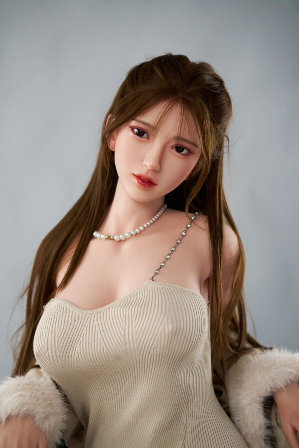 Wide stock of silicone dolls