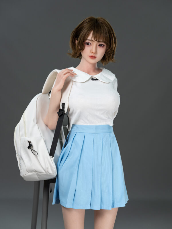 Mass stock silicone dolls